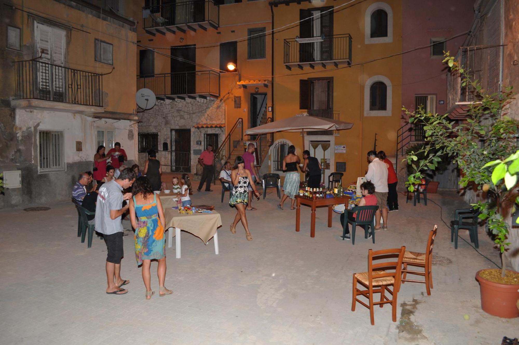 Case Albergo Al Cortiletto Licata Luaran gambar
